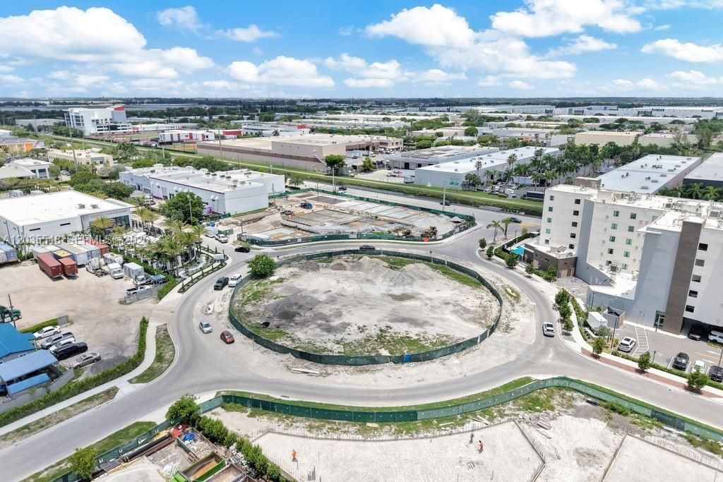 10800 NW 24th St , Sweetwater, FL 33165 Photo