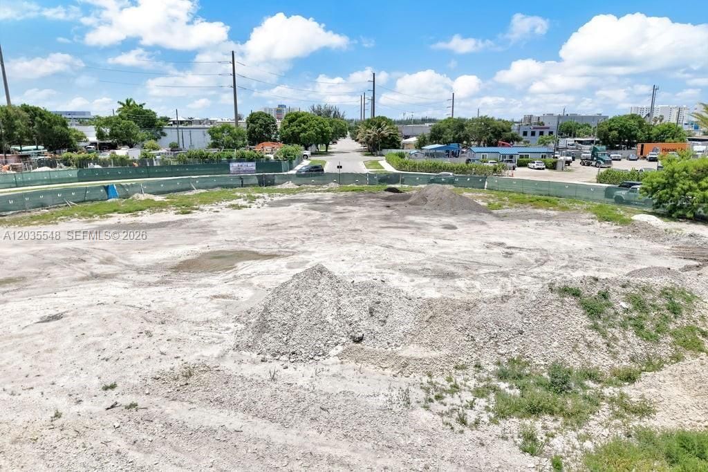 10800 NW 24th St , Sweetwater, FL 33165 Photo