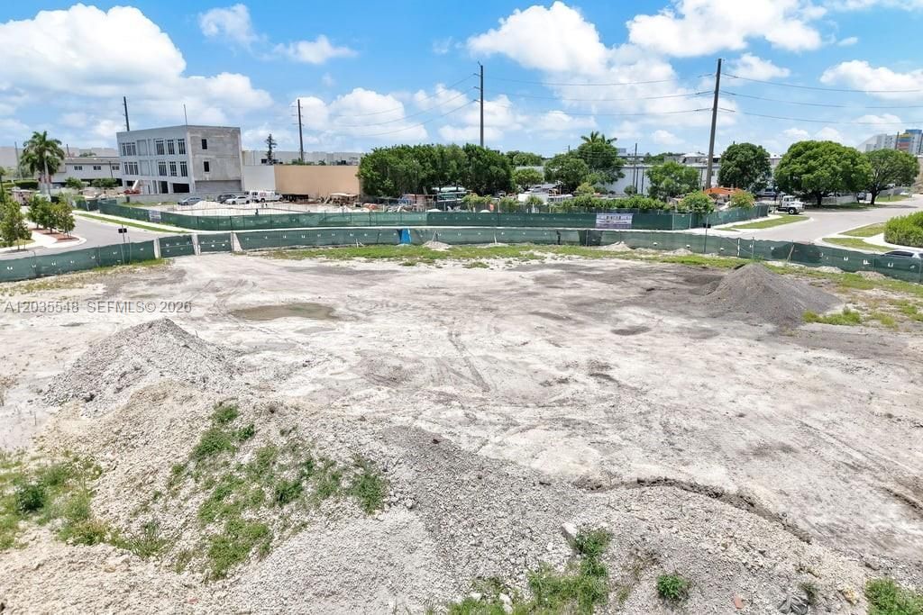 10800 NW 24th St , Sweetwater, FL 33165 Photo