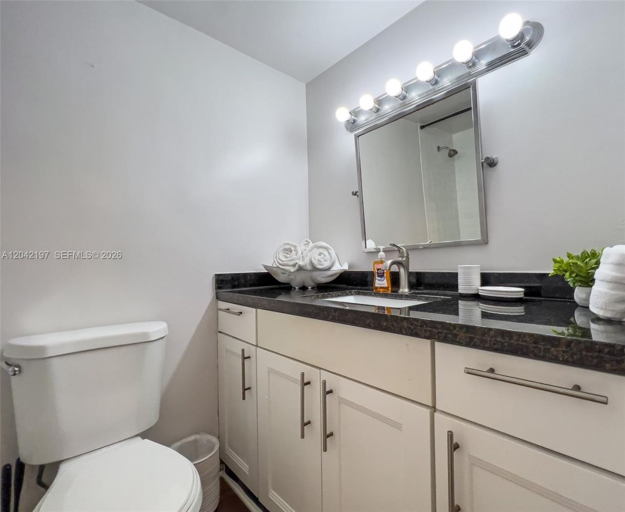 7904 West Dr, Unit 812, North Bay Village, FL 33141 Photo