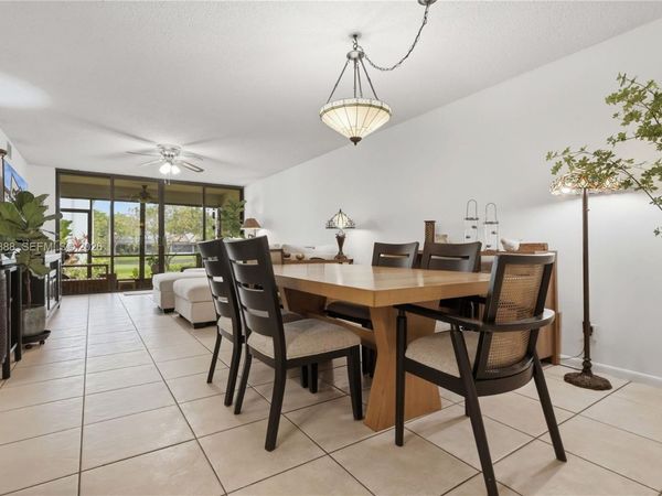 11230 Taft St , Unit 11230, Pembroke Pines, FL 33026