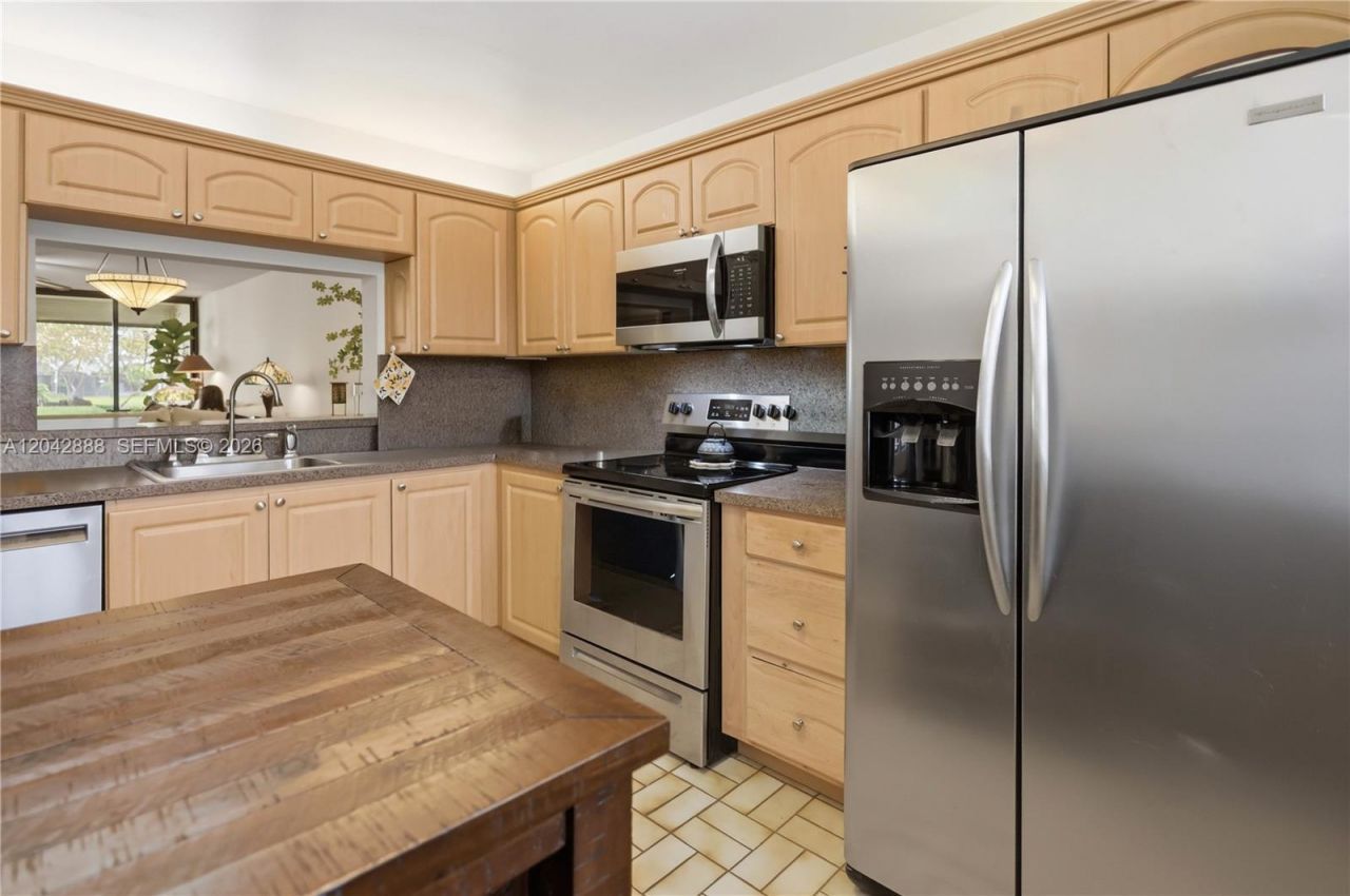 11230 Taft St , Unit 11230, Pembroke Pines, FL 33026 Photo