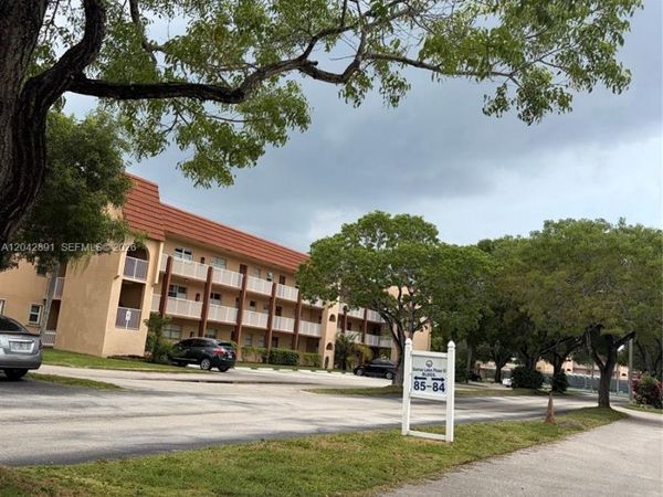 2741 N Pine Island Rd, Unit 109, Sunrise, FL 33322