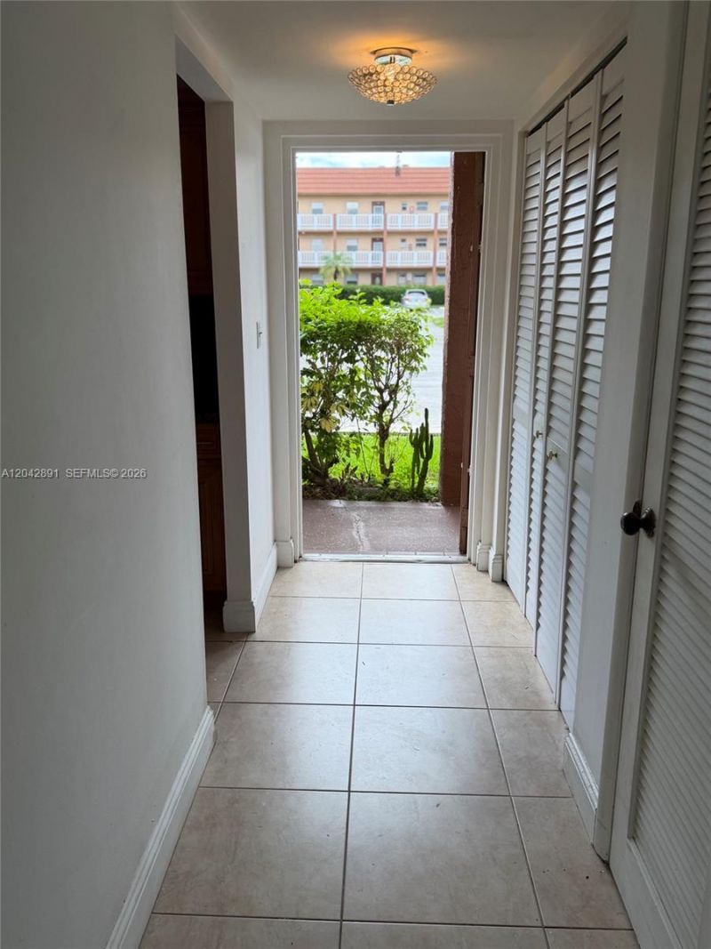 2741 N Pine Island Rd, Unit 109, Sunrise, FL 33322 Photo