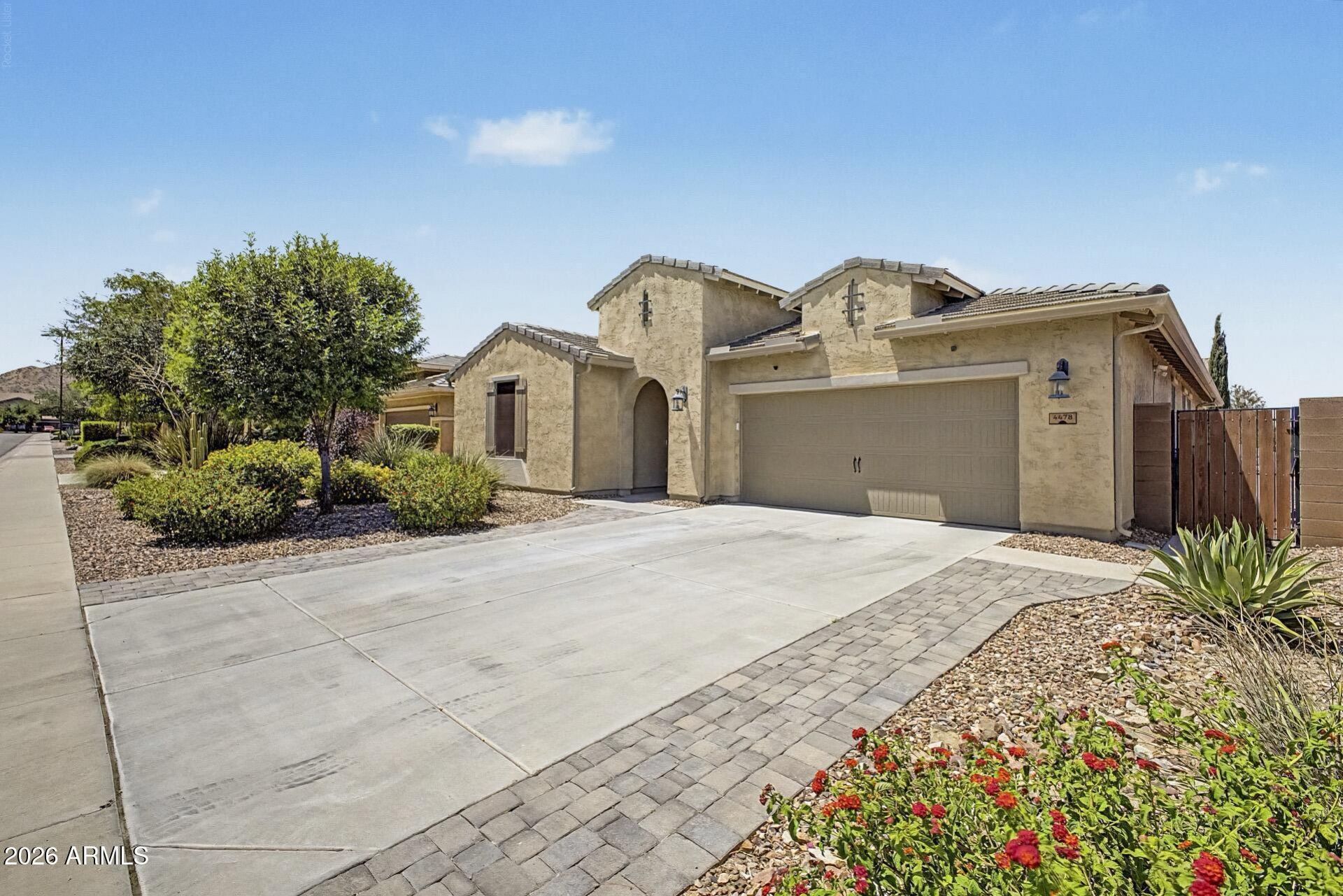 4478 W Goldmine Mountain Drive, San Tan Valley, AZ 85144 Main Photo