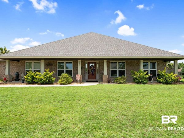 620 Parish Lakes Drive, Foley, AL 36535