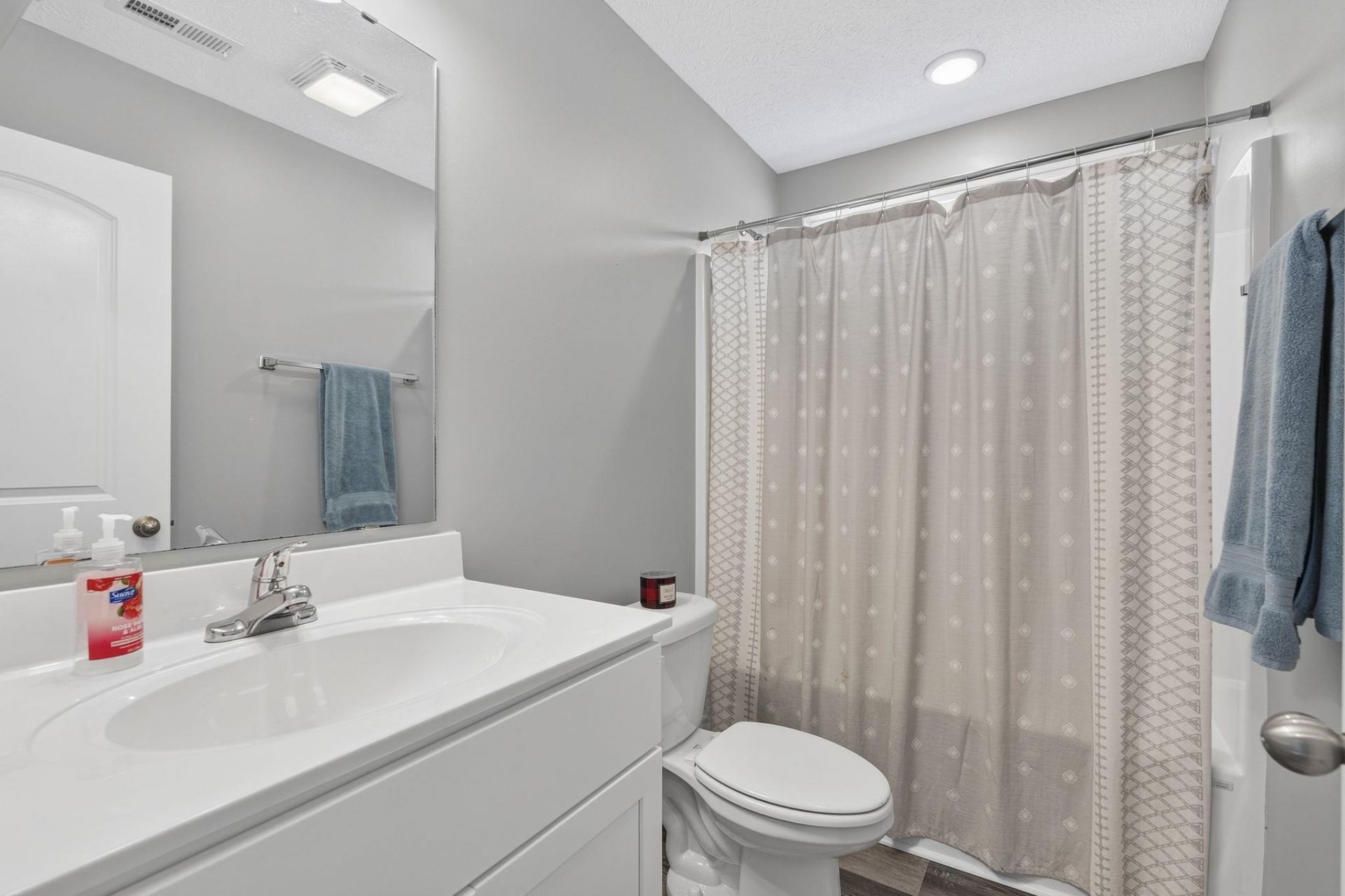 236 Leste Rd.  Photo 17