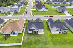 236 Leste Rd.  photo 4
