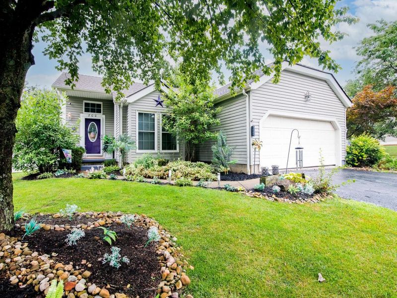200 Evening Way, Pickerington, OH 43147 Photo 1