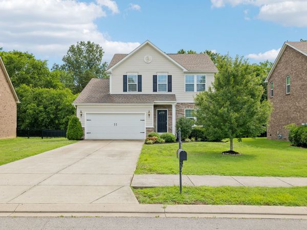 407 Goodman Dr , Gallatin, TN 37066