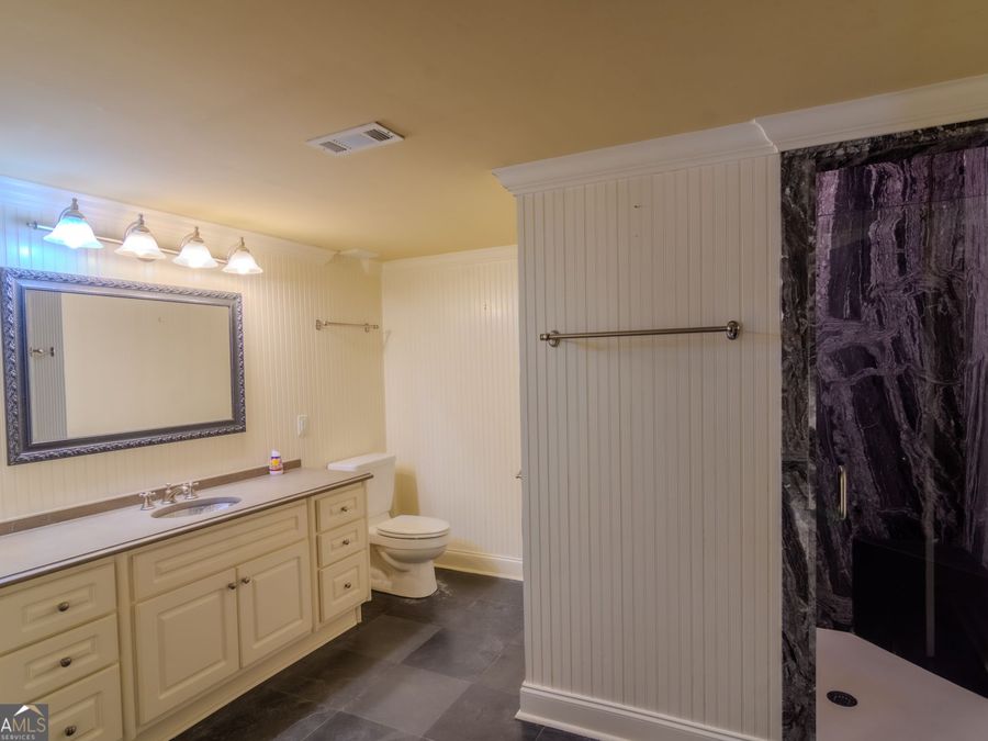 Property Image 96