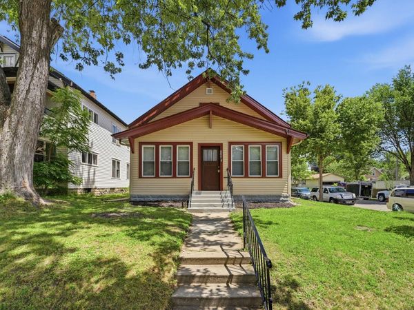 3500 Irving Avenue N, Minneapolis, MN 55412