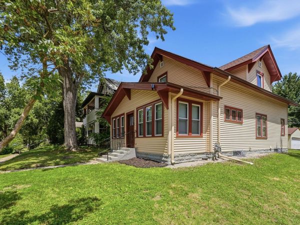 3500 Irving Avenue N, Minneapolis, MN 55412