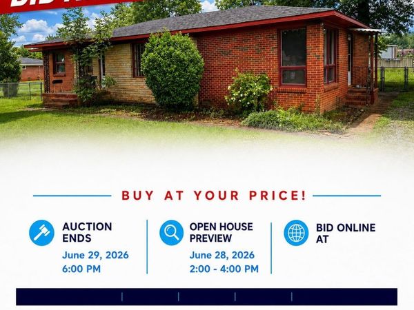 105 E Swann St, Piedmont, AL 36272