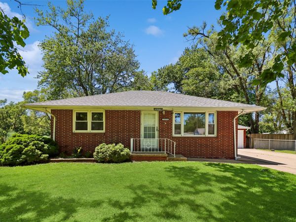 5950 SE 19th Street, Des Moines, IA 50320