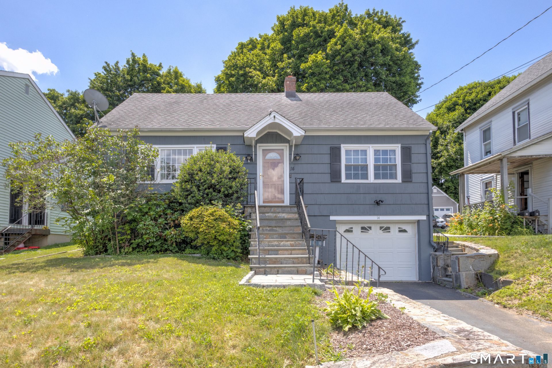 14 Auburn, Danbury, CT 06810 Main Photo