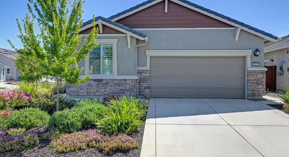 8952 Cerro Vista Dr, El Dorado Hills, CA 95762 Photo