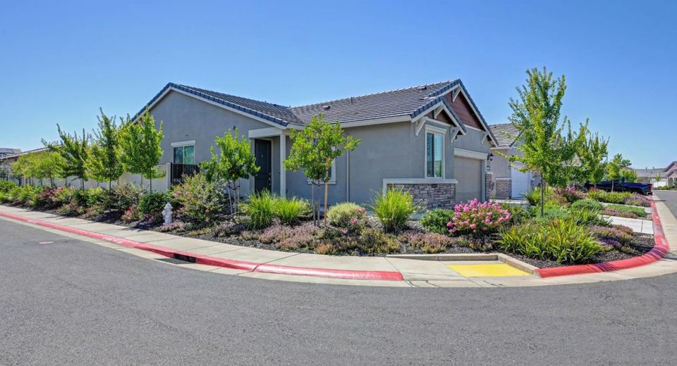 8952 Cerro Vista Dr, El Dorado Hills, CA 95762 Photo