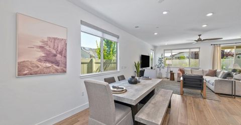 8952 Cerro Vista Dr, El Dorado Hills, CA 95762 Photo
