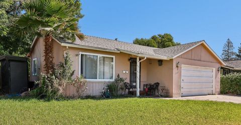 1465 Mathews Way, Sacramento, CA 95822 Photo