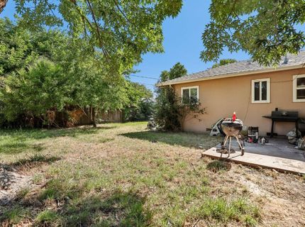 1465 Mathews Way, Sacramento, CA 95822 Photo