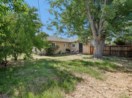 1465 Mathews Way, Sacramento, CA 95822 Photo