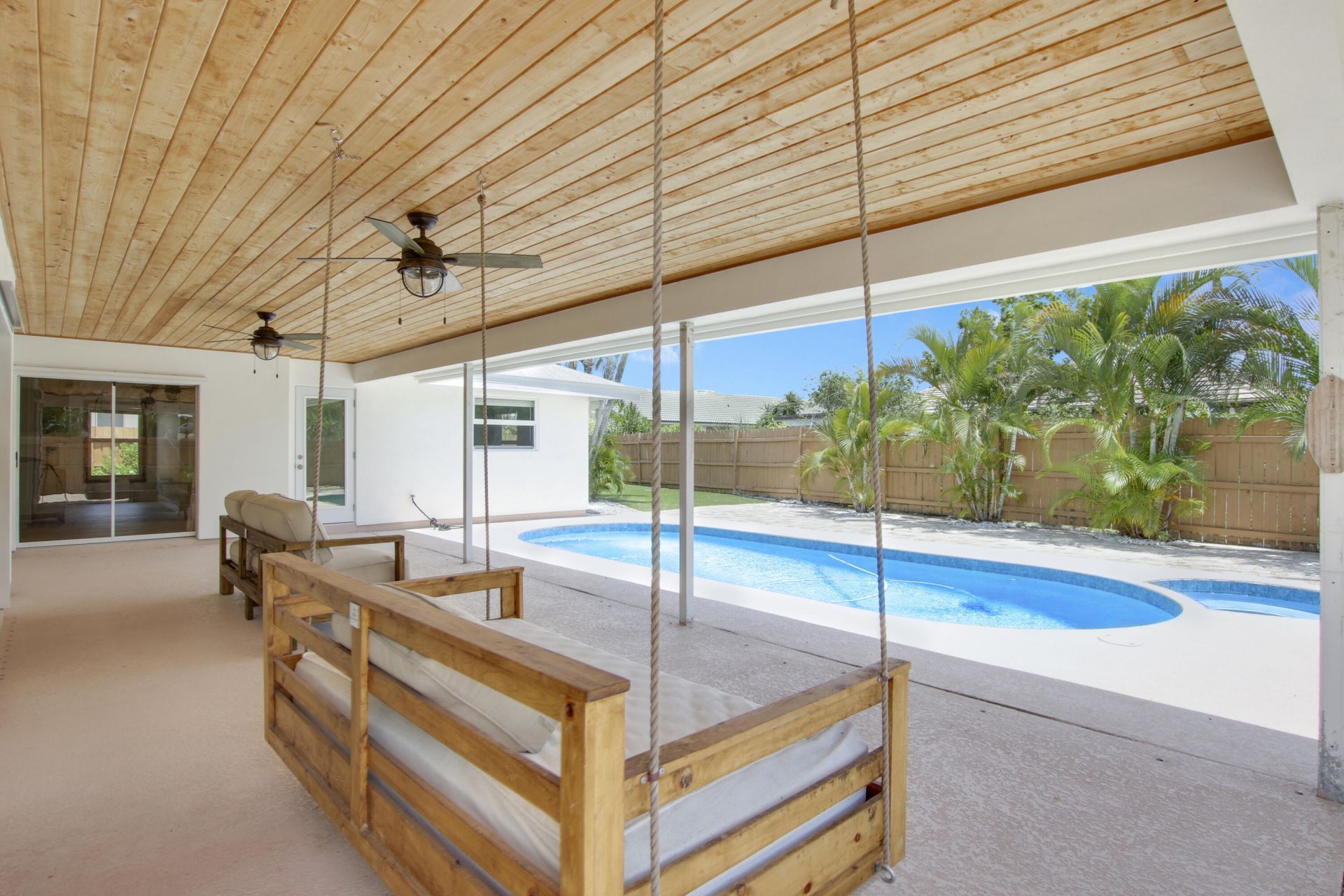 30 Chestnut Trail, Tequesta, FL 33469 Photo