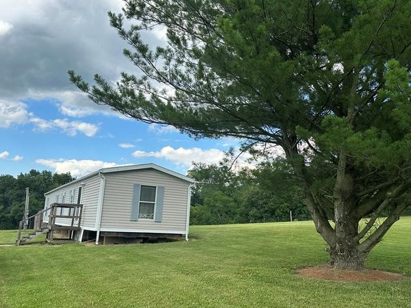 2045 Cattail Road, Chillicothe, OH 45601
