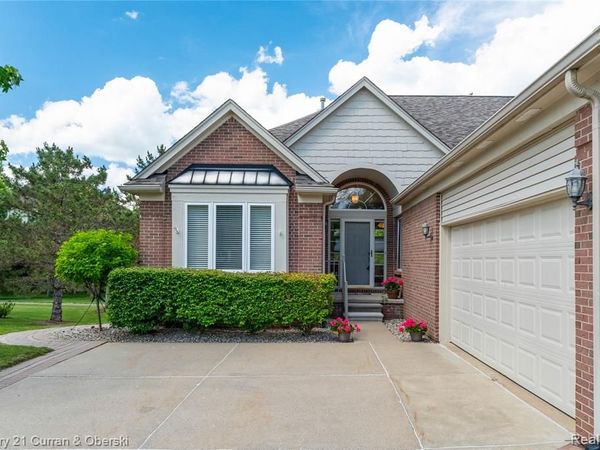 49468 N Glacier, Northville Twp, MI 48168