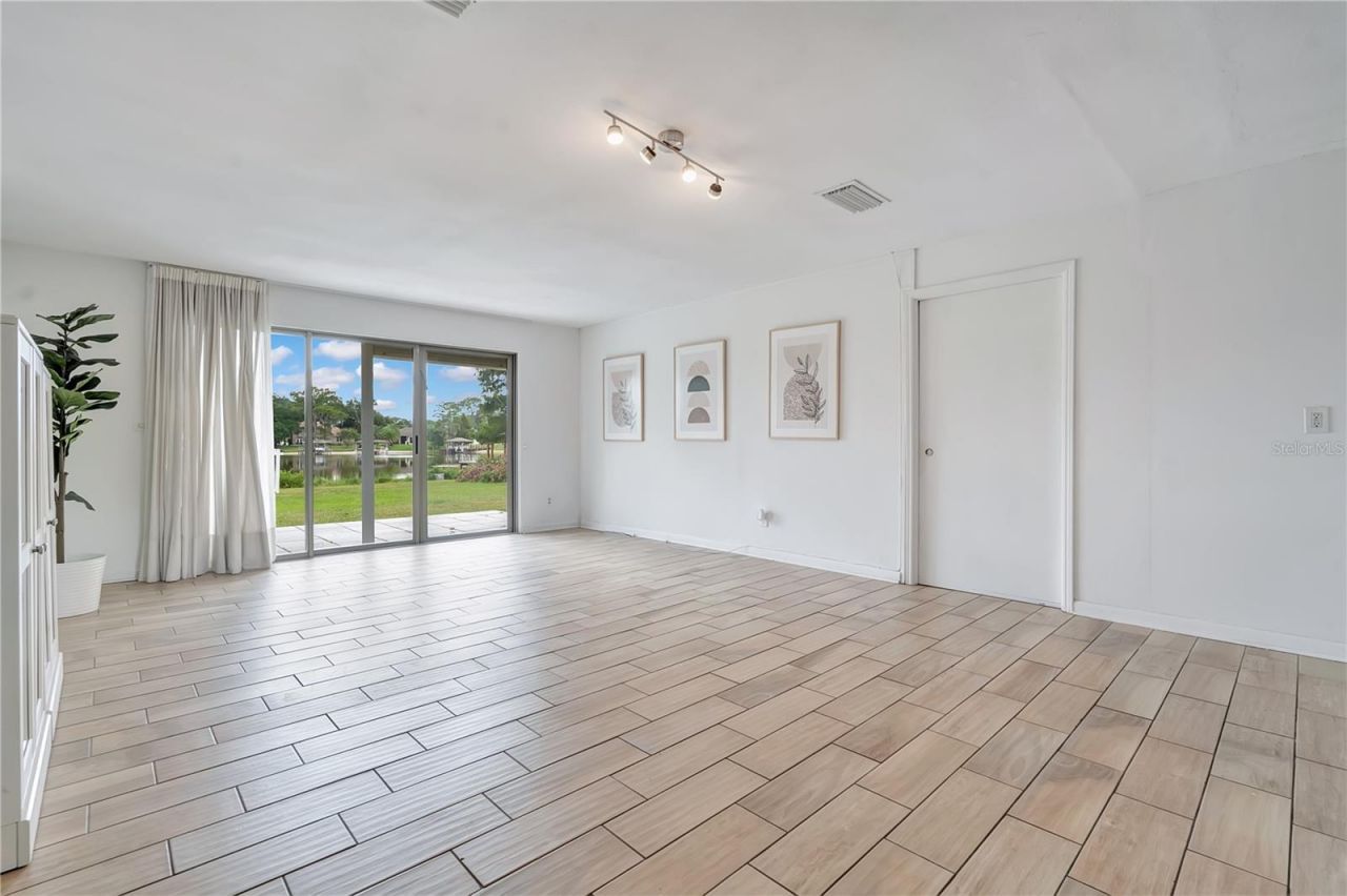 5725 Padgett Circle, Orlando, FL 32839 Photo