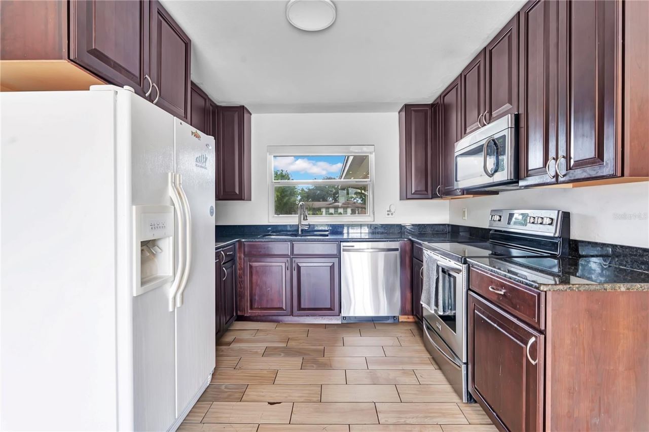 5725 Padgett Circle, Orlando, FL 32839 Photo