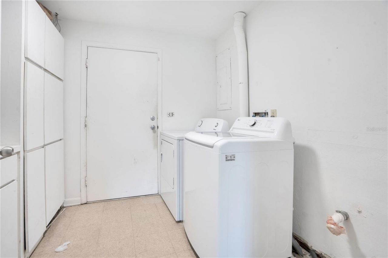 5725 Padgett Circle, Orlando, FL 32839 Photo