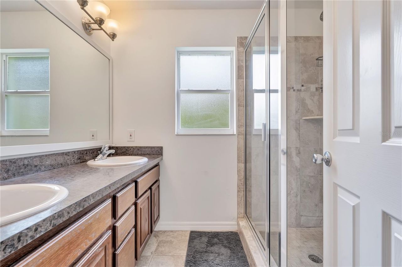 5725 Padgett Circle, Orlando, FL 32839 Photo