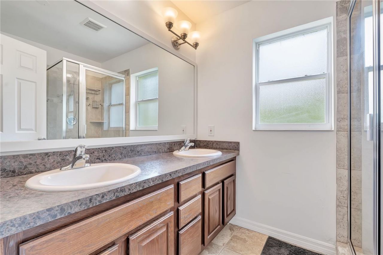 5725 Padgett Circle, Orlando, FL 32839 Photo