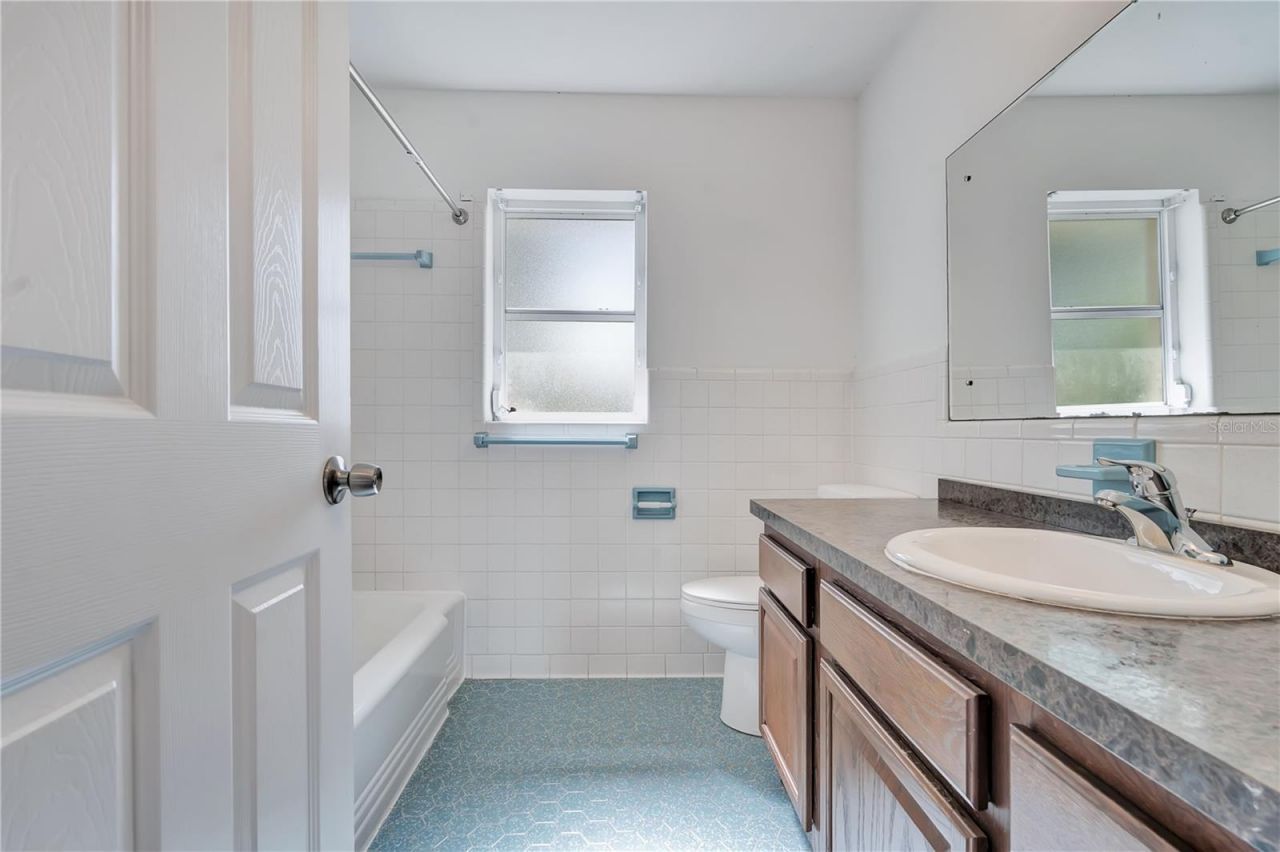 5725 Padgett Circle, Orlando, FL 32839 Photo