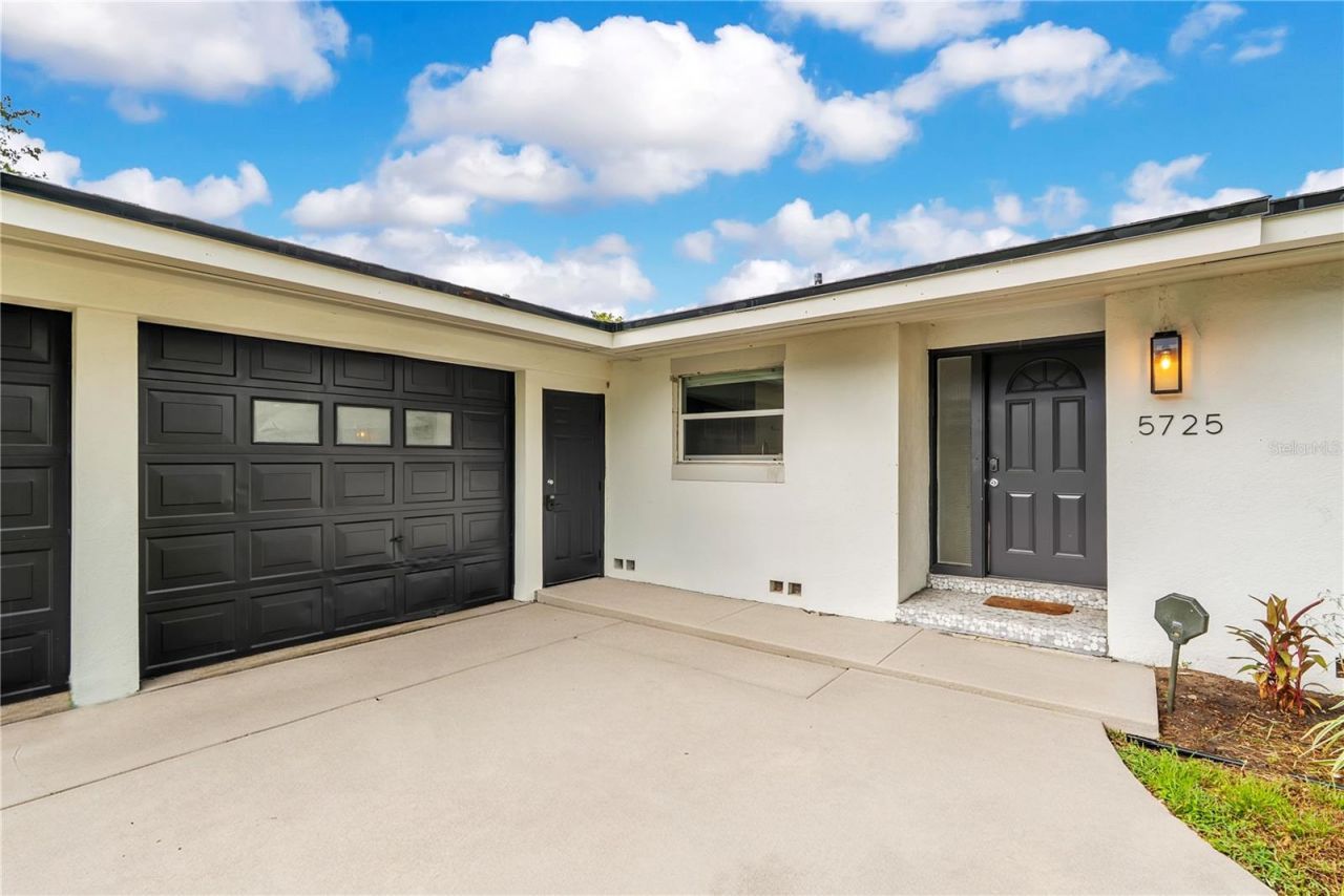 5725 Padgett Circle, Orlando, FL 32839 Photo