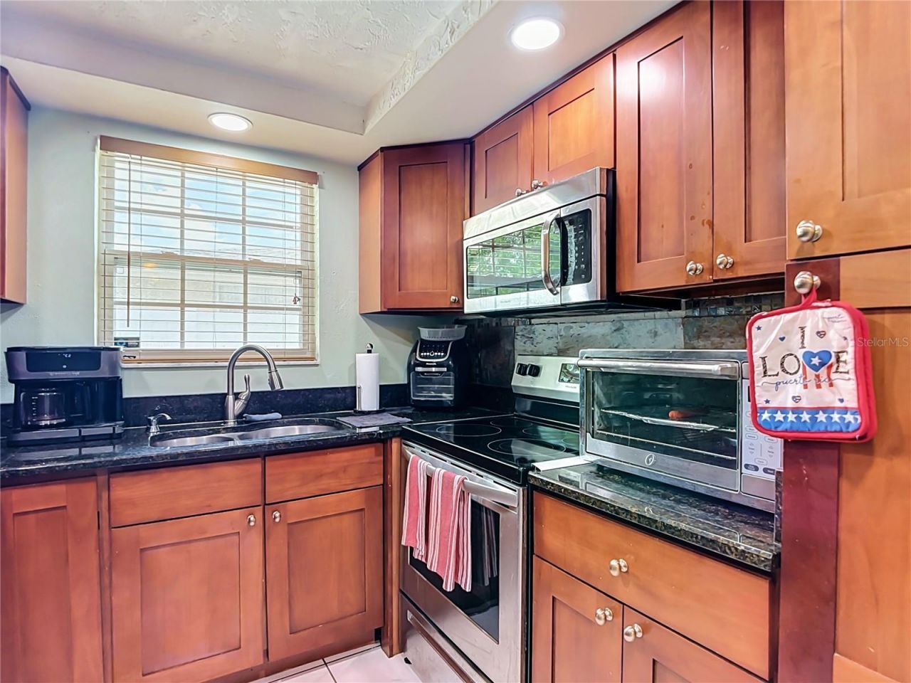 8944 Ledgestone Lane, Port Richey, FL 34668 Photo