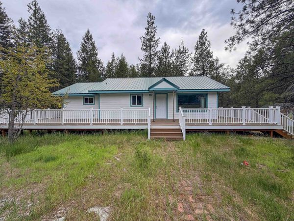 14451 N Leclerc Rd, Cusick, WA 99119