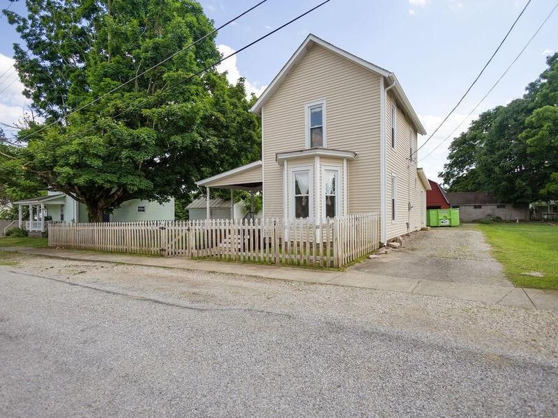 37 College Street, Alexandria, OH 43001 Photo 2
