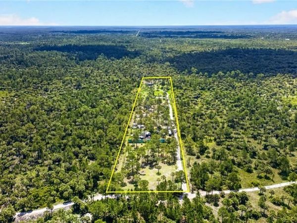 XXX Ivy Way, NAPLES, FL 34117