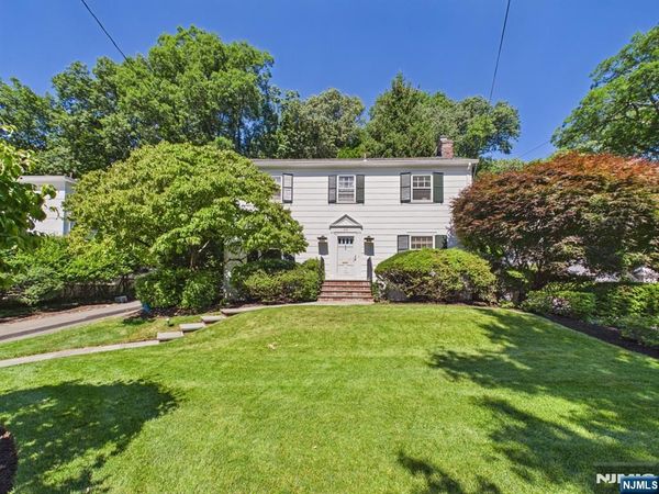 318 Beechwood Road, RIDGEWOOD, NJ 07450