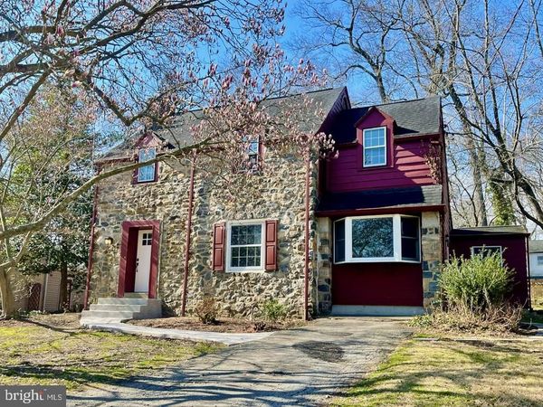 712 WOODSDALE ROAD, WILMINGTON, DE 19809