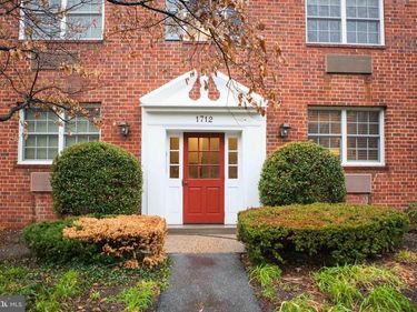 1712 W ABINGDON DRIVE, Unit 301, ALEXANDRIA, VA 22314