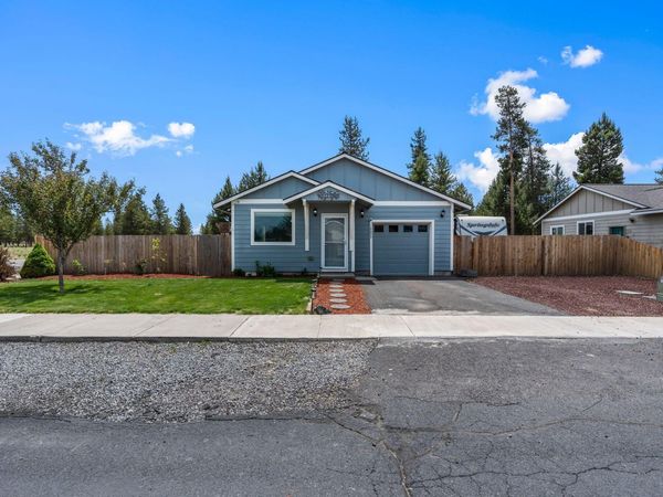 16699 Conifer Court, La Pine, OR 97739