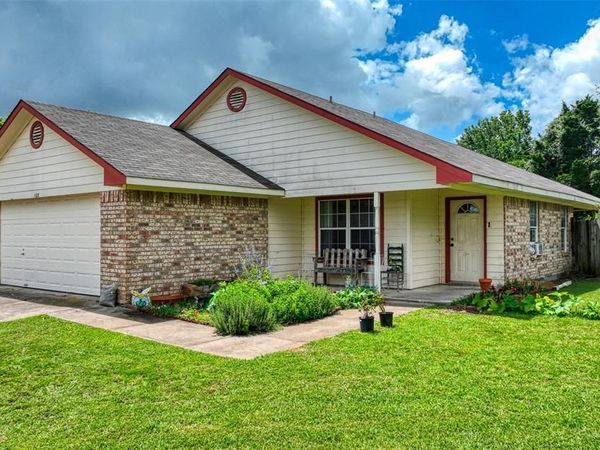 108 Wolf Lane , Lacy Lakeview, TX 76705