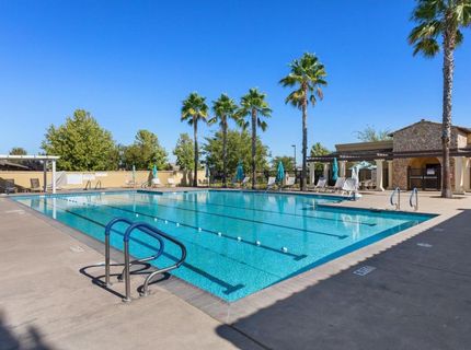 4385 Hovnanian Dr, Sacramento, CA 95834 Photo