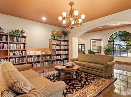 4385 Hovnanian Dr, Sacramento, CA 95834 Photo