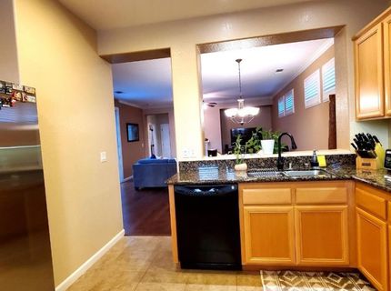 4385 Hovnanian Dr, Sacramento, CA 95834 Photo