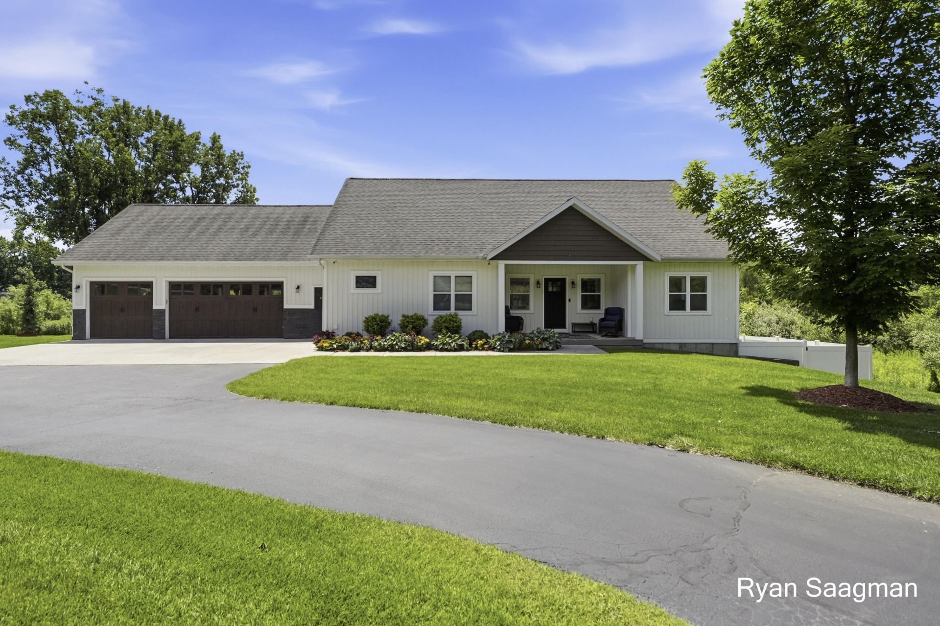 6360 Cannonsburg Road Ne, Belmont, MI 49306 Main Photo