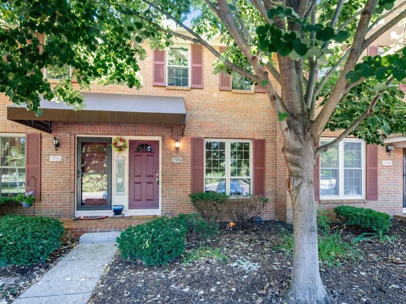 7950 Trellage Court, Unit 7, Powell, OH 43065 Photo 1